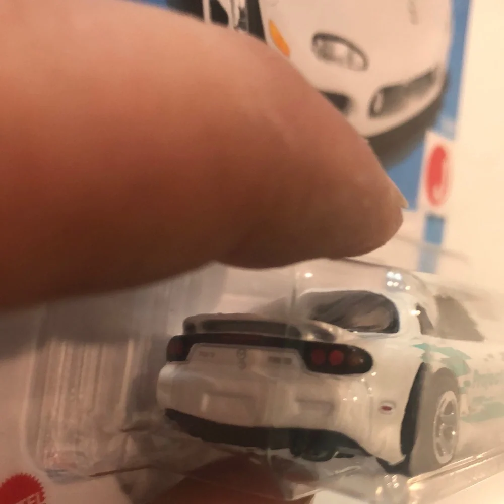 White '95 Mazda RX-7 Toy Car